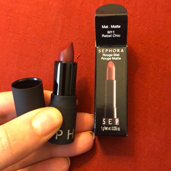 Brand New in Box High End Makeup Lot - Picture 4 of 6